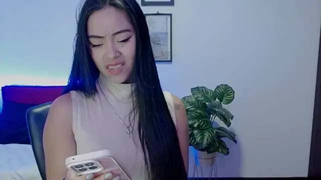 NatalyEscobar lx online show from March 17, 2026, 2:20 pm