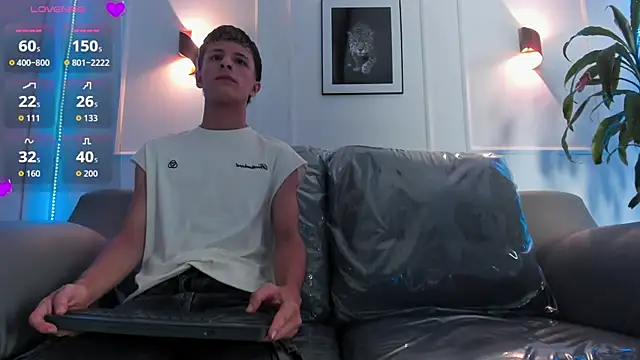 Snapshot of Boysweet_boys chatting on November 28, 2025, 9:04 pm Boysweet boys online show from November 28, 2025, 9:04 pm