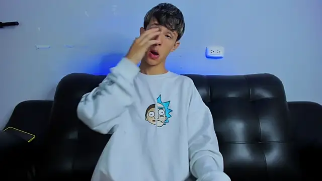 Snapshot of Boysweet_boys chatting on February 3, 2025, 8:46 pm Boysweet boys online show from February 3, 2025, 8:46 pm