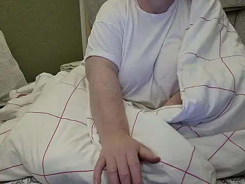 Snapshot of MarthaBriest chatting on November 8, 2025, 3:32 am MarthaBriest online show from November 8, 2025, 3:32 am