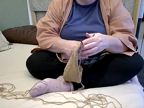 MarthaBriest online show from April 15, 2026, 5:24 am