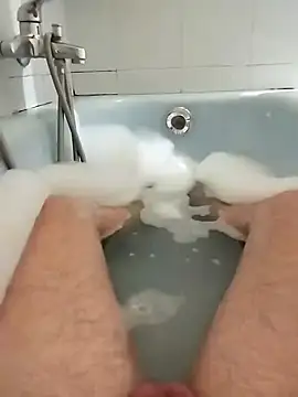 Snapshot of hexsmith96 chatting on December 16, 2024, 8:48 pm hexsmith96 online show from December 16, 2024, 8:48 pm