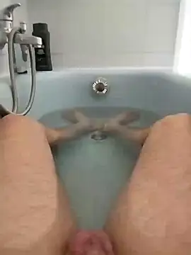 Snapshot of hexsmith96 chatting on January 15, 2025, 6:19 pm hexsmith96 online show from January 15, 2025, 6:19 pm