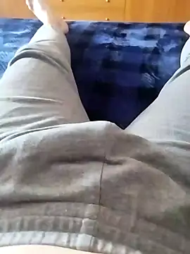 Snapshot of hexsmith96 chatting on March 5, 2025, 8:43 am hexsmith96 online show from March 5, 2025, 8:43 am