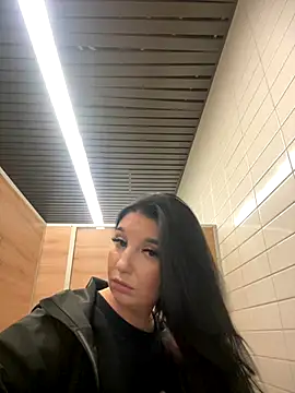 Tisha Busty online show from November 11, 2025, 10:43 am