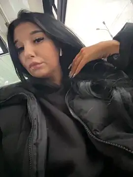 Tisha Busty online show from November 19, 2025, 12:38 pm