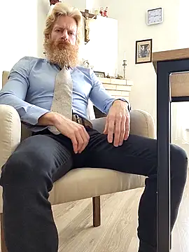 Snapshot of Gingerbeard40 chatting on November 27, 2025, 10:48 am Gingerbeard40 online show from November 27, 2025, 10:48 am