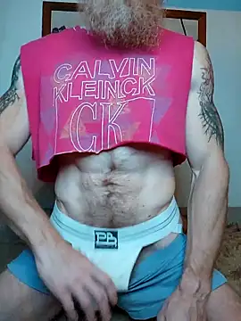 Snapshot of Gingerbeard40 chatting on December 3, 2025, 4:17 pm Gingerbeard40 online show from December 3, 2025, 4:17 pm