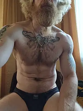 Gingerbeard40 online show from April 4, 2026, 5:14 am