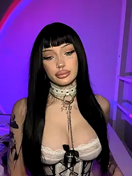 Snapshot of madelinexx chatting on November 11, 2025, 2:34 pm madelinexx online show from November 11, 2025, 2:34 pm