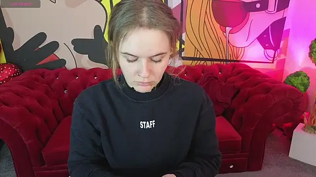 MaribelRiverr  online show from April 20, 2026, 5:32 am