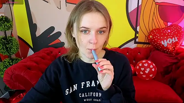 MaribelRiverr  online show from February 9, 2026, 6:22 am