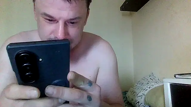 Snapshot of suka190388 chatting on October 8, 2025, 11:34 am suka190388 online show from October 8, 2025, 11:34 am