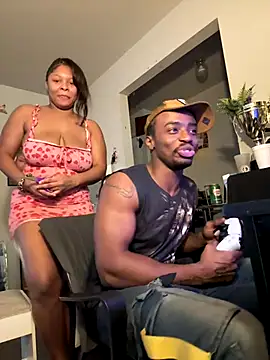 Snapshot of exotic__couple chatting on December 17, 2025, 5:07 pm exotic couple online show from December 17, 2025, 5:07 pm