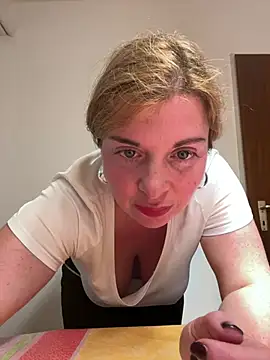 Snapshot of Lombada chatting on March 2, 2026, 8:38 pm Lombada online show from March 2, 2026, 8:38 pm