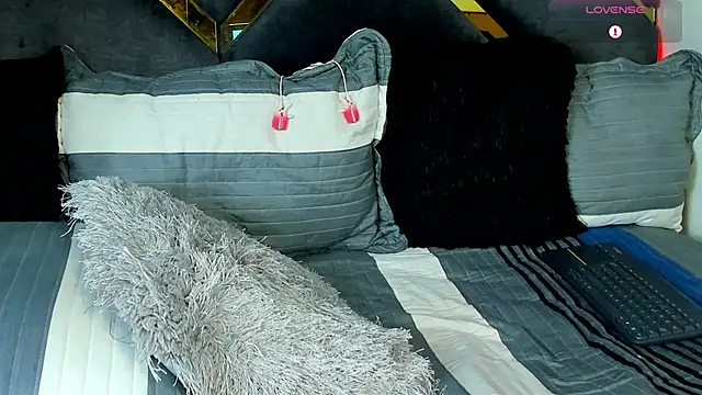 Snapshot of jeicob_stone chatting on October 2, 2025, 6:39 am jeicob stone online show from October 2, 2025, 6:39 am