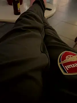 louiv93000 online show from January 5, 2026, 6:44 pm