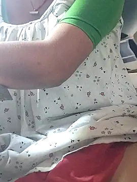 Snapshot of miss-Riy chatting on February 19, 2026, 6:43 am miss-Riy online show from February 19, 2026, 6:43 am