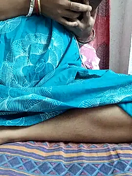 miss-Riy online show from May 17, 2026, 5:02 pm
