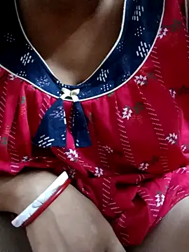 Snapshot of miss-Riy chatting on October 5, 2025, 5:25 pm miss-Riy online show from October 5, 2025, 5:25 pm