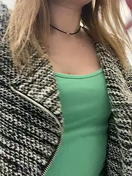 Snapshot of EvaRush chatting on March 23, 2025, 2:04 am EvaRush online show from March 23, 2025, 2:04 am