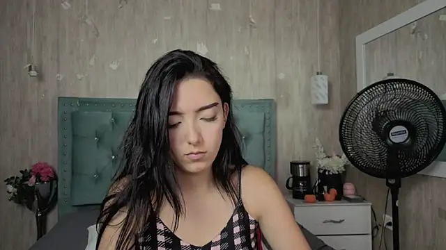 Marcelaa fox online show from March 25, 2026, 7:57 pm