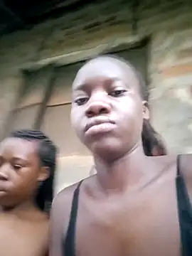 Snapshot of Black_juicy24 chatting on February 3, 2026, 4:43 am Black juicy24 online show from February 3, 2026, 4:43 am