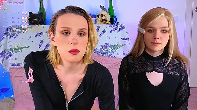 Snapshot of _yourFoxy_ chatting on November 12, 2025, 10:46 pm yourFoxy online show from November 12, 2025, 10:46 pm