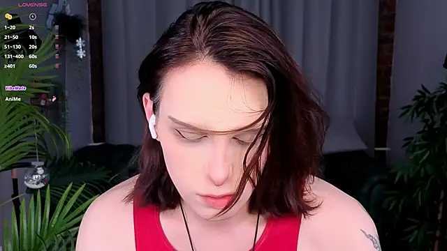 Snapshot of _yourFoxy_ chatting on December 27, 2024, 2:43 pm yourFoxy online show from December 27, 2024, 2:43 pm