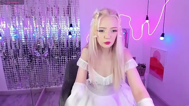 EmilyAir online show from February 20, 2025, 5:30 pm