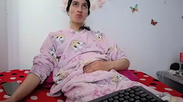 Safiro Queen online show from December 20, 2025, 2:31 pm