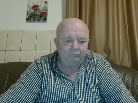 Snapshot of fullballs6 chatting on February 10, 2025, 3:13 am fullballs6 online show from February 10, 2025, 3:13 am