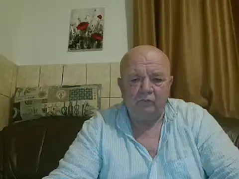 Snapshot of fullballs6 chatting on February 11, 2025, 1:41 am fullballs6 online show from February 11, 2025, 1:41 am