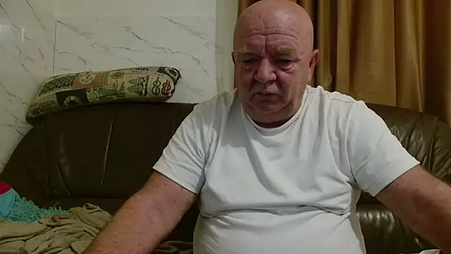 fullballs6 online show from February 12, 2026, 3:50 am