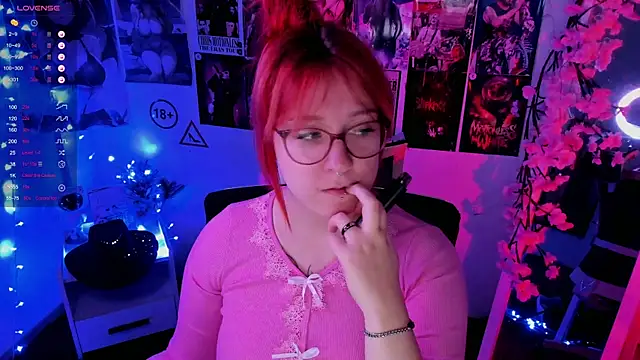 Snapshot of Rudy_02 chatting on November 26, 2025, 9:48 pm Rudy 02 online show from November 26, 2025, 9:48 pm