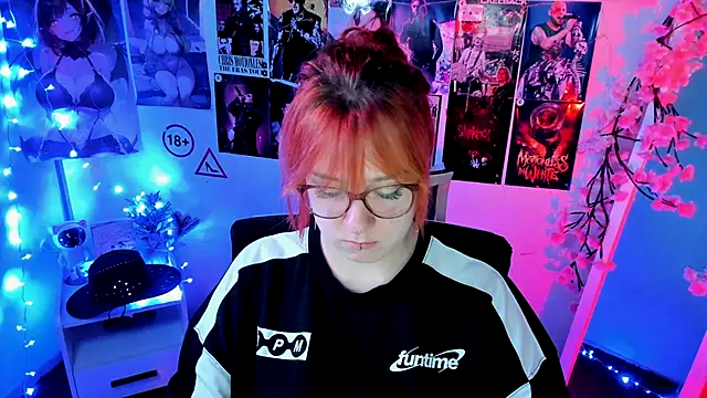 Snapshot of Rudy_02 chatting on November 24, 2025, 9:48 pm Rudy 02 online show from November 24, 2025, 9:48 pm