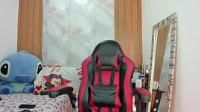 aitanacortes online show from November 2, 2025, 1:49 pm