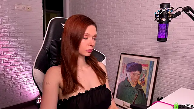 Snapshot of mirai_meeow chatting on December 8, 2024, 3:02 pm mirai meeow online show from December 8, 2024, 3:02 pm