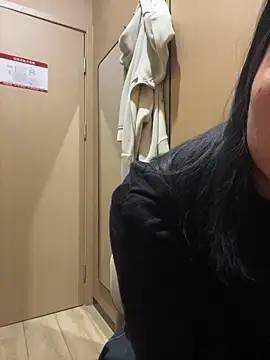 zqq5522 online show from February 22, 2026, 8:28 am