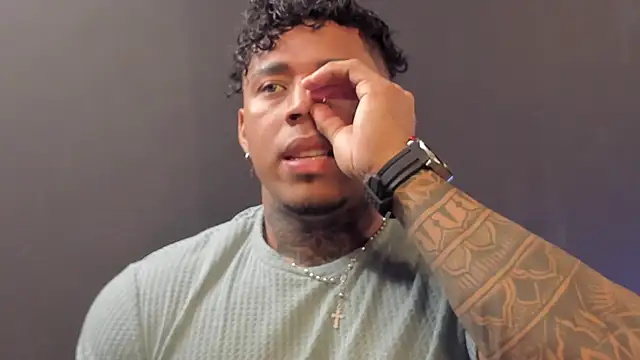 Snapshot of bradley_smith chatting on November 3, 2025, 3:56 am bradley smith online show from November 3, 2025, 3:56 am