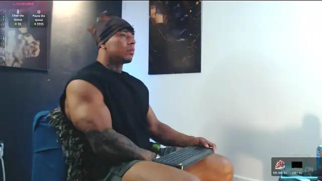 Snapshot of bradley_smith chatting on November 8, 2025, 4:05 am bradley smith online show from November 8, 2025, 4:05 am