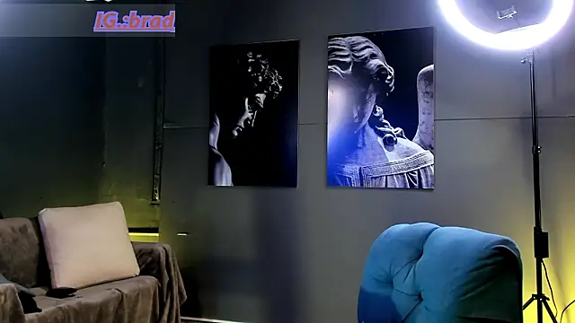 bradley smith online show from February 8, 2026, 3:32 pm