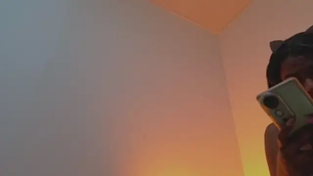 ChannelCox1 online show from November 26, 2025, 5:40 am