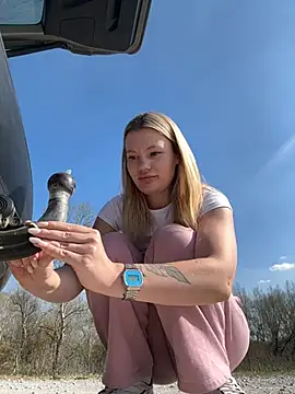 justmila online show from March 16, 2026, 12:20 pm