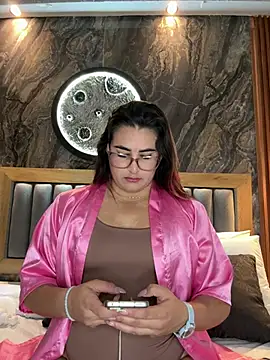 BellaPeers  online show from March 7, 2026, 11:59 am