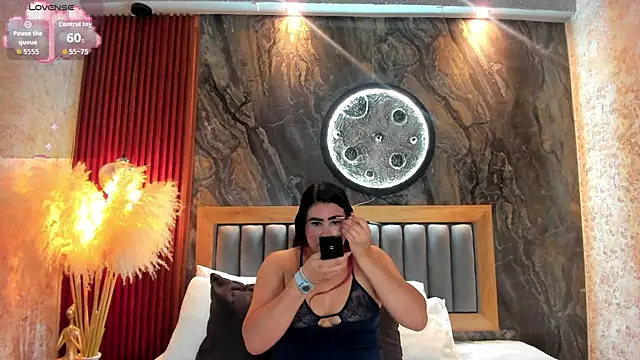 BellaPeers  online show from December 2, 2025, 11:56 am