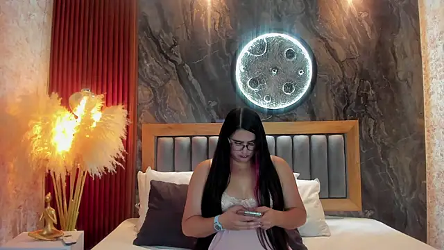 BellaPeers  online show from November 20, 2025, 11:55 am