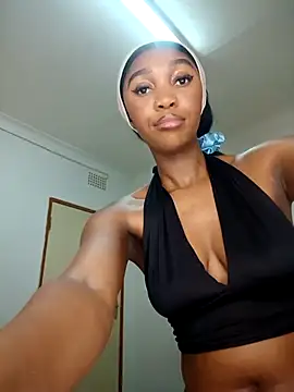 Snapshot of Shria107 chatting on September 11, 2025, 9:04 pm Shria107 online show from September 11, 2025, 9:04 pm