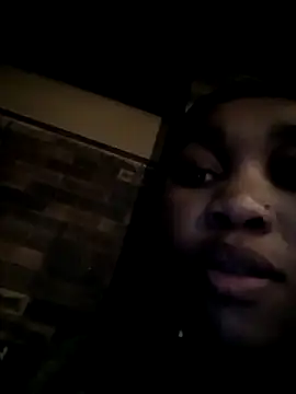 Snapshot of Shria107 chatting on November 30, 2025, 9:04 pm Shria107 online show from November 30, 2025, 9:04 pm