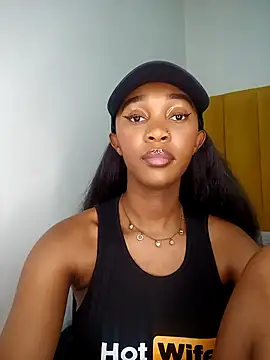 Snapshot of Shria107 chatting on September 21, 2025, 8:36 pm Shria107 online show from September 21, 2025, 8:36 pm